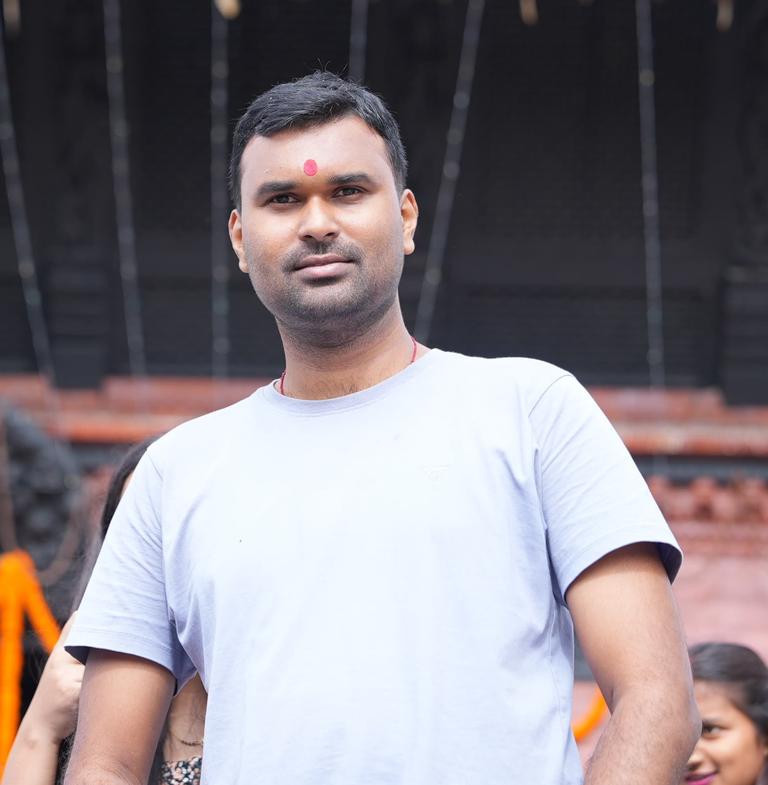 Portrait of Manish Kumar Sah